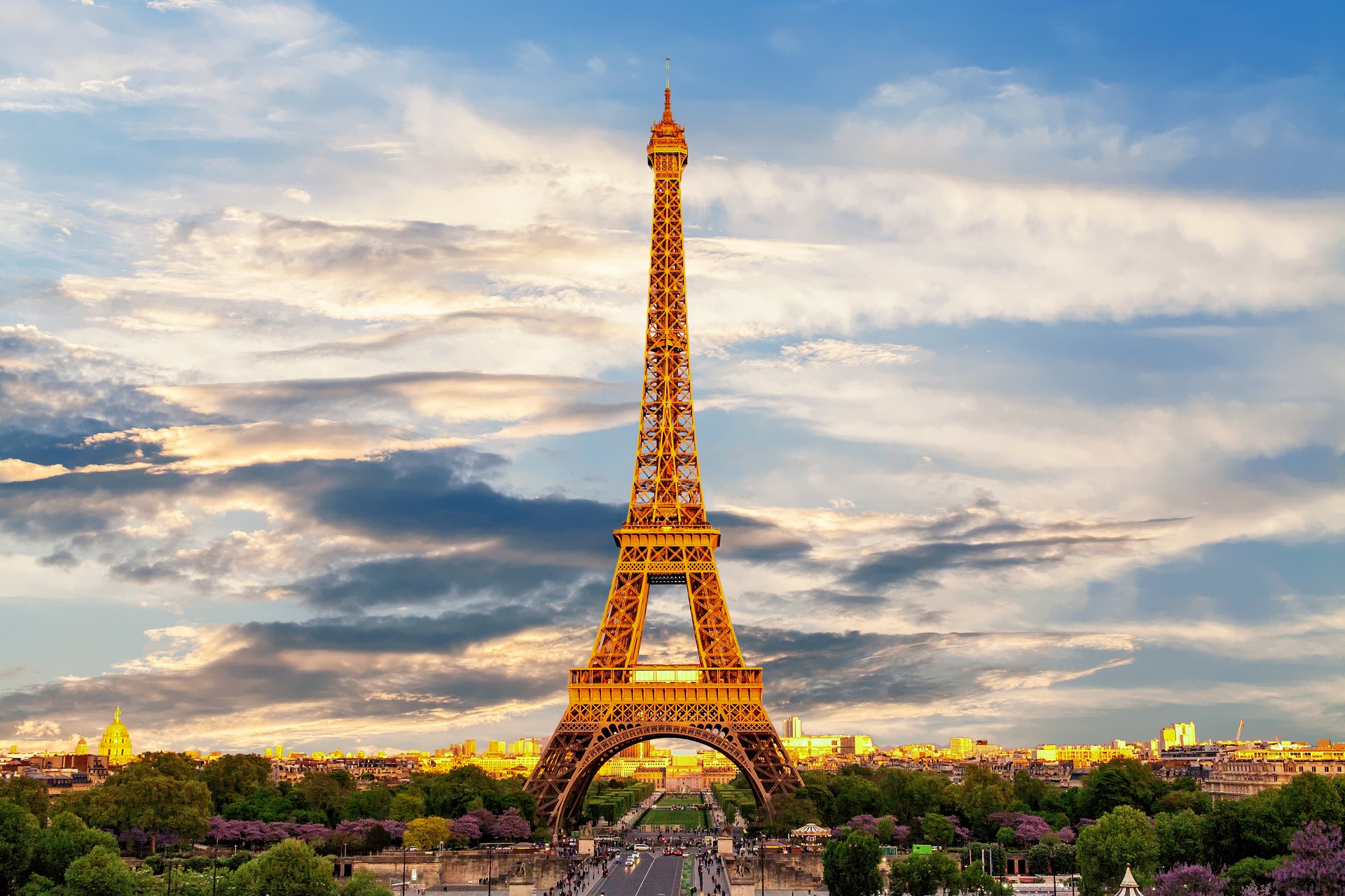 EIFFEL TOWER 2ND FLOOR VISIT BY ELEVATOR AND CRUISE
